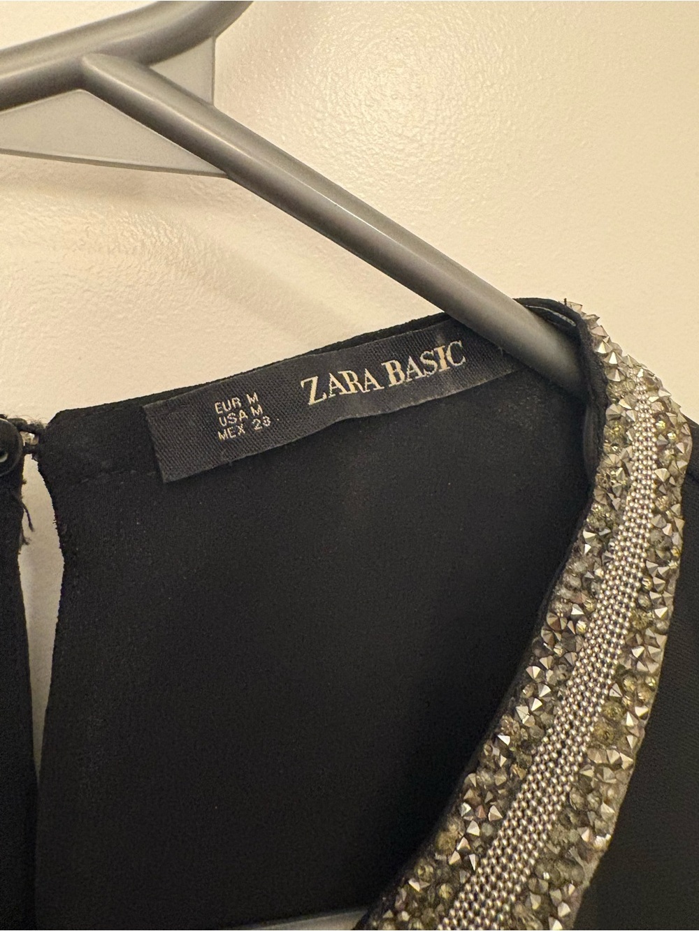 Black Beaded-Neck Layered Flutter-Sleeve Top - Picture 3 of 5